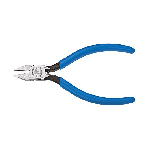 Klein Tools D209-5C Electronics Diagonal Cutting Pliers, Narrow Jaw and Hinge, Sharp Pointed Nose, 5-Inch