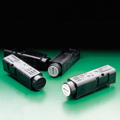 345121 RA PCB Fuse Holder for 5 x 20mm Fuses 250V 15A Max (1 piece)